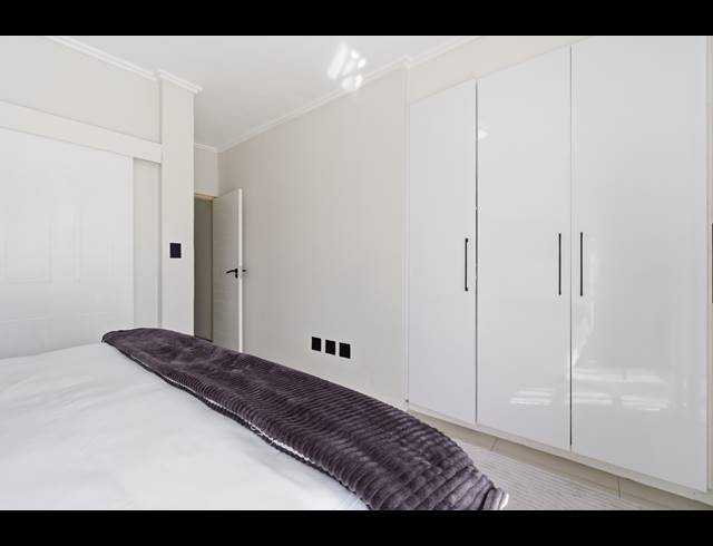 2 BEDROOM APARTMENT TO LET IN PALM LAKES ESTATE